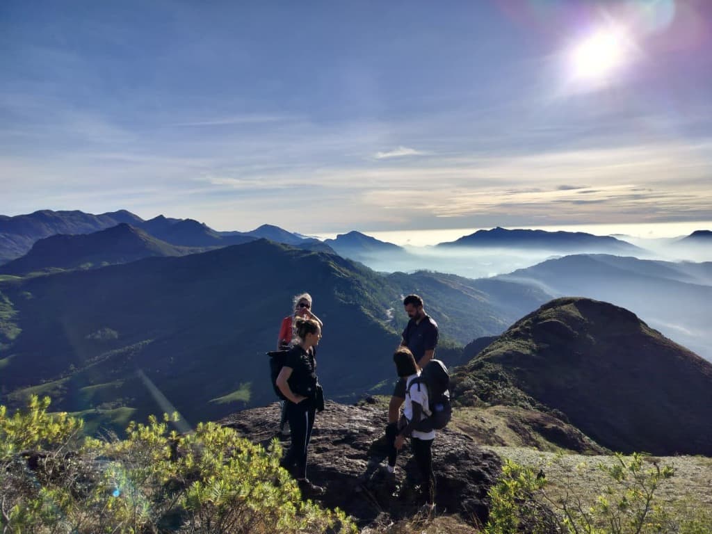 Half Trekking (Top Valley)